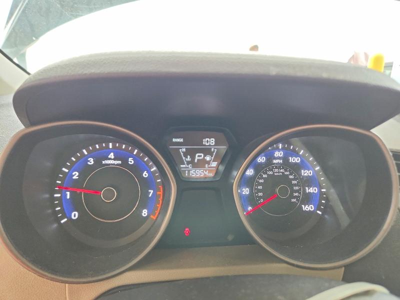 Photo 9 from auction – 2016 HYUNDAI ELANTRA with VIN 5NPDH4AE8GH762856