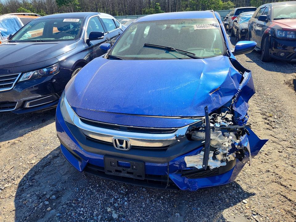 Photo 5 from auction – 2017 HONDA CIVIC with VIN 19XFC2F59HE212186