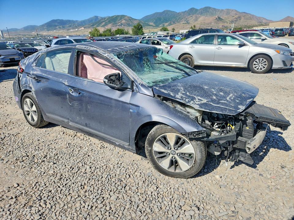 Photo 4 from auction – 2019 HYUNDAI IONIQ with VIN KMHC75LD2KU125769