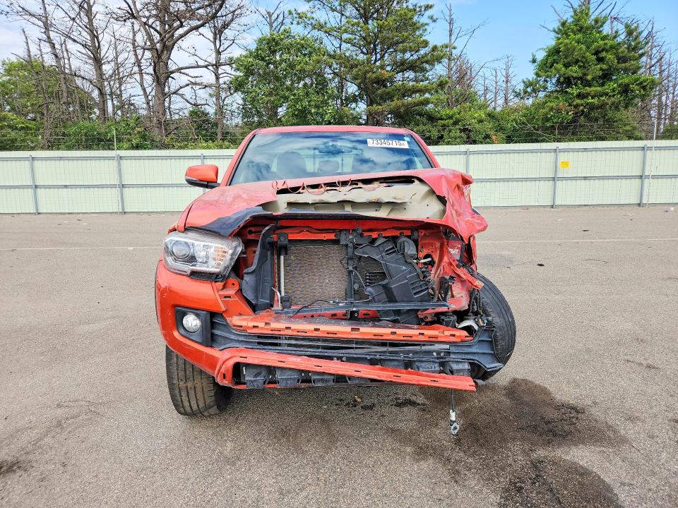 Photo 5 from auction – 2017 TOYOTA TACOMA with VIN 3TMCZ5AN0HM081844