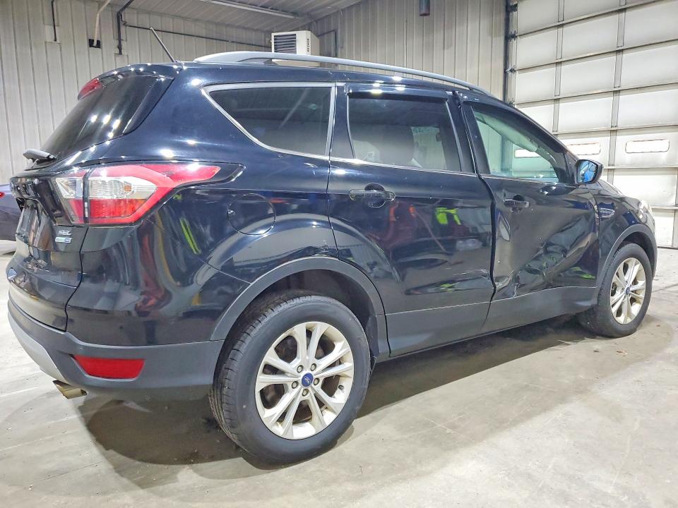 Photo 3 from auction – 2018 FORD ESCAPE with VIN 1FMCU9HD4JUB01416