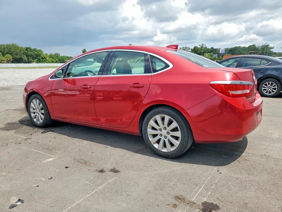 Снимка 2 от търг – 2015 BUICK VERANO с VIN 1G4PP5SK2F4165180