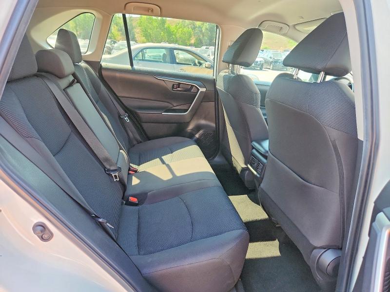 Photo 11 from auction – 2023 TOYOTA RAV4 with VIN 2T3F1RFV0PC337127
