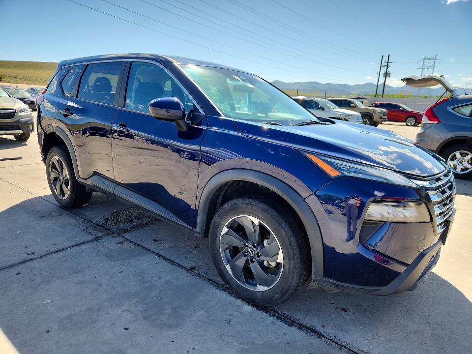 Photo 4 from auction – 2024 NISSAN ROGUE with VIN 5N1BT3BB5RC716478