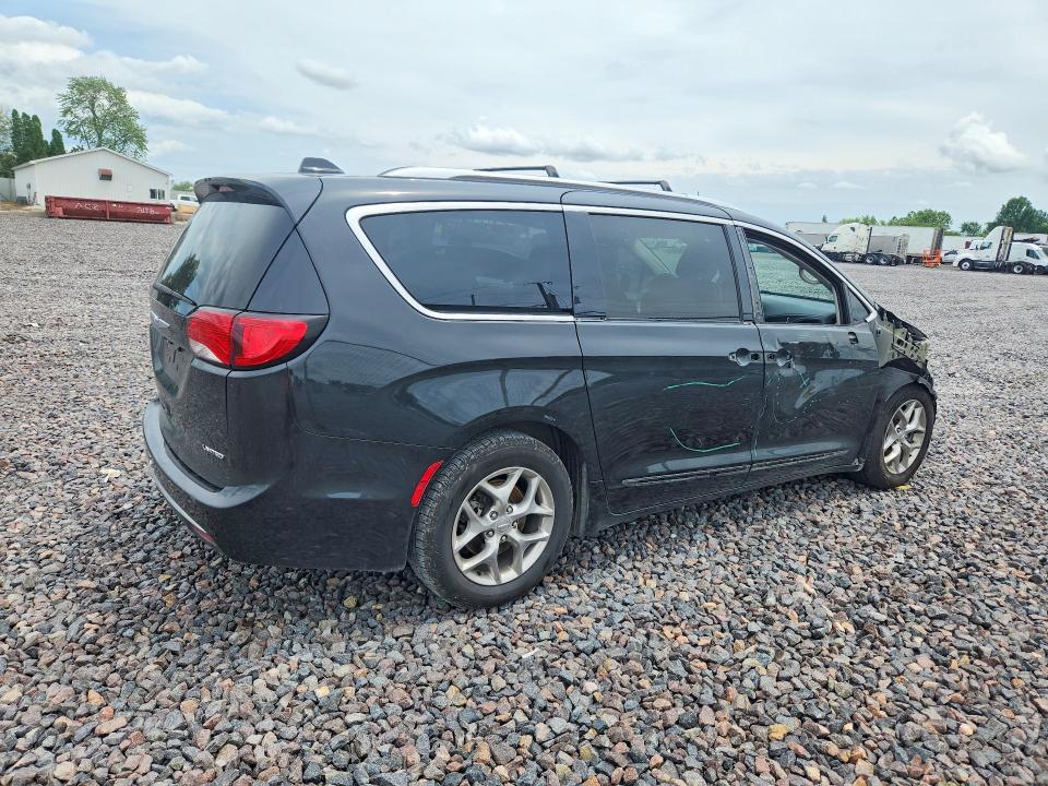 Photo 3 from auction – 2019 CHRYSLER PACIFICA with VIN 2C4RC1GG9KR574225