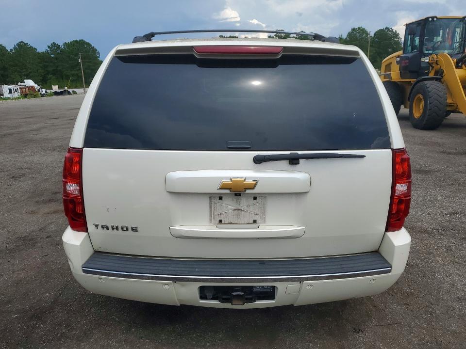 Photo 6 from auction – 2013 CHEVROLET TAHOE with VIN 1GNSCCE02DR332928