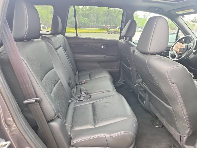 Photo 11 from auction – 2019 HONDA PASSPORT with VIN 5FNYF8H52KB020318