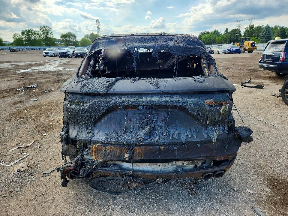 Photo 6 from auction – 2019 PORSCHE CAYENNE with VIN WP1AA2AY6KDA15534