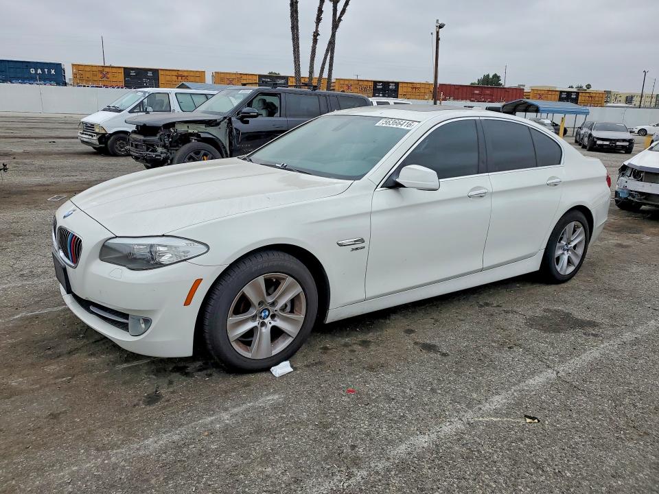 BMW 528 2012 with VIN WBAXH5C53CDW03661 - Photo from auction