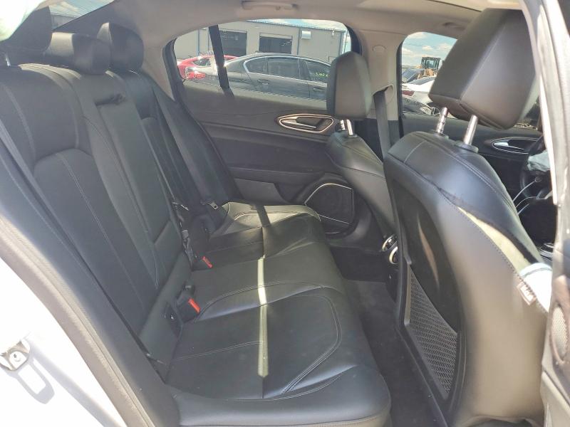 Photo 10 from auction – 2020 ALFA ROMEO GIULIA with VIN ZARFANBN7L7638776