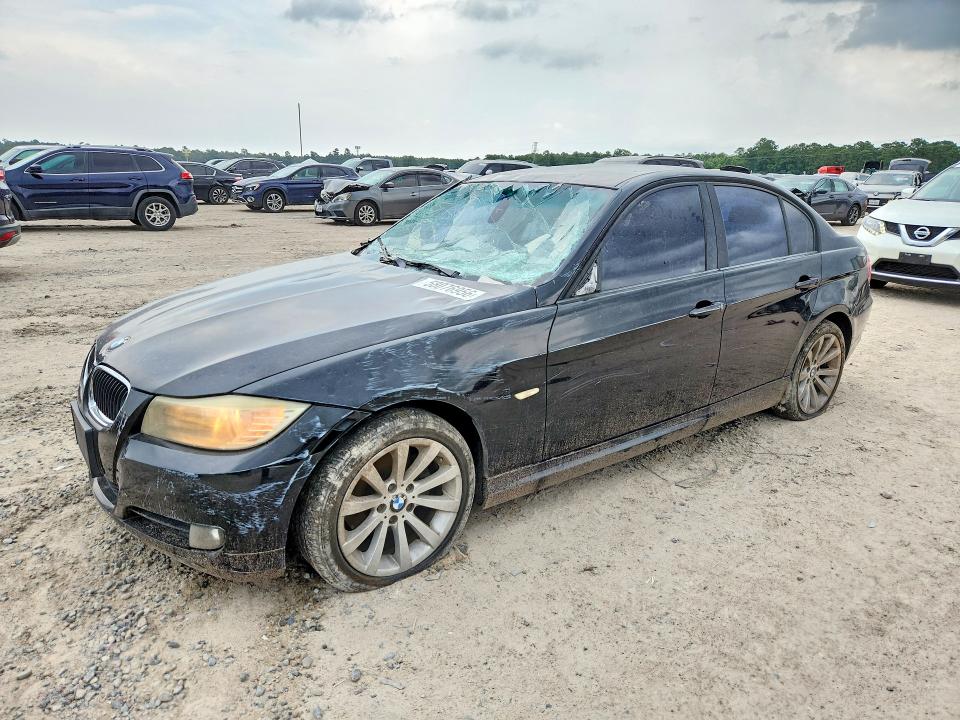BMW 328 2011 with VIN WBAPH7C50BE130838 - Photo from auction