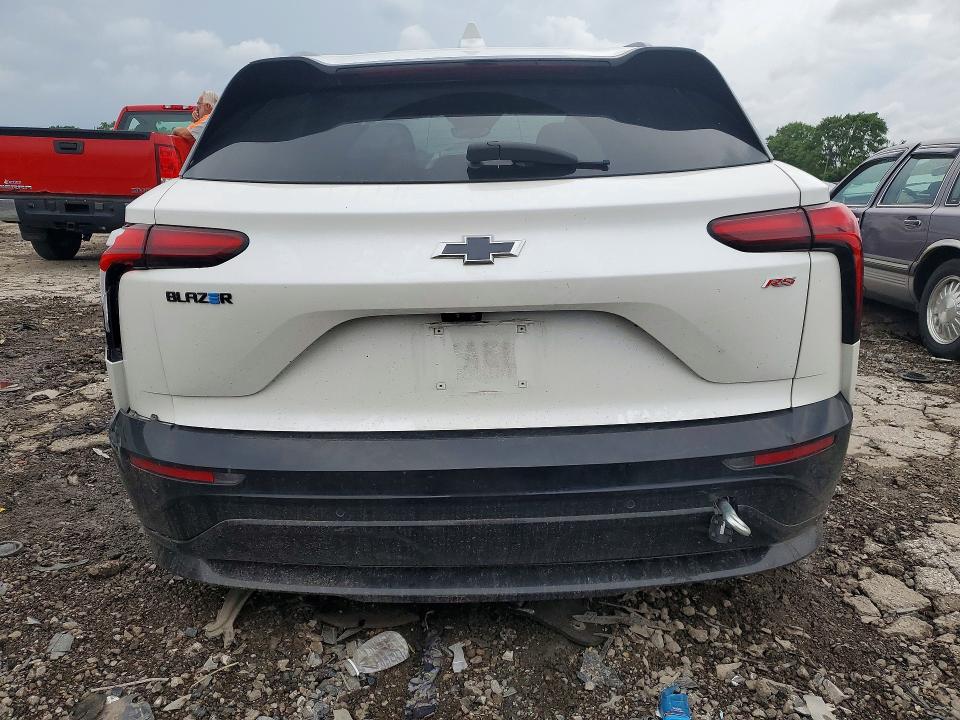 Photo 6 from auction – 2024 CHEVROLET BLAZER with VIN 3GNKDHRK8RS223643
