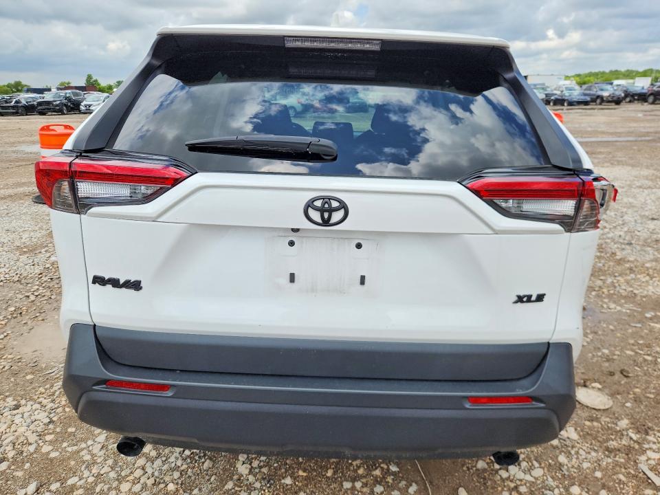 Photo 6 from auction – 2024 TOYOTA RAV4 with VIN 2T3W1RFV5RC303302