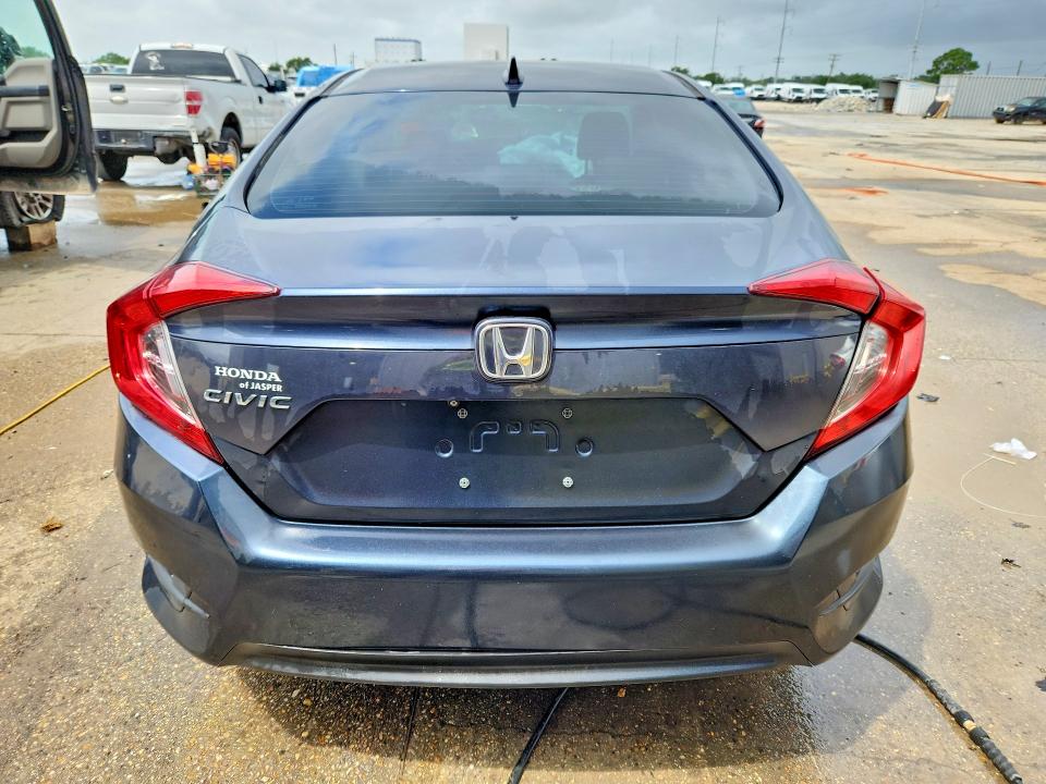 Фото 6 с аукциона – 2017 HONDA CIVIC с VIN 19XFC2F73HE006220