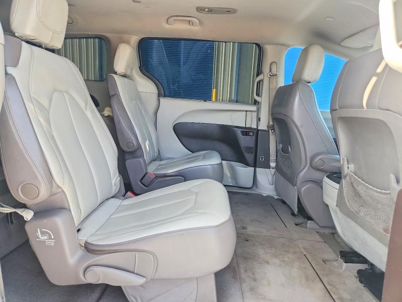 Photo 11 from auction – 2020 CHRYSLER VOYAGER with VIN 2C4RC1DG9LR265411
