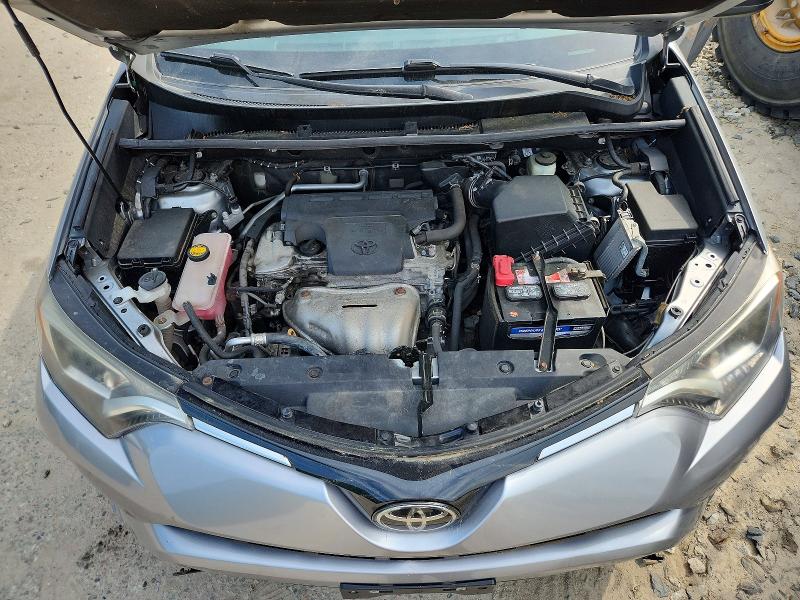 Photo 12 from auction – 2017 TOYOTA RAV4 with VIN 2T3BFREV8HW575003
