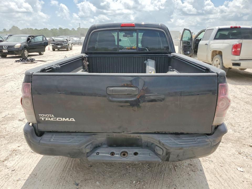 Photo 6 from auction – 2015 TOYOTA TACOMA with VIN 5TFTX4CN2FX055105