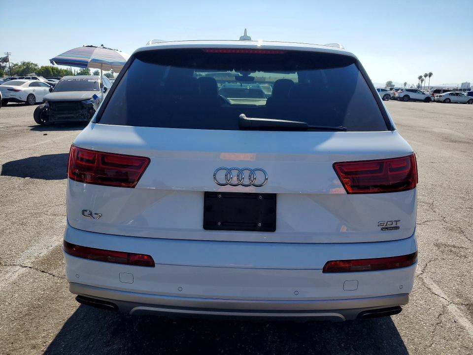 Photo 6 from auction – 2018 AUDI Q7 with VIN WA1LAAF74JD019630