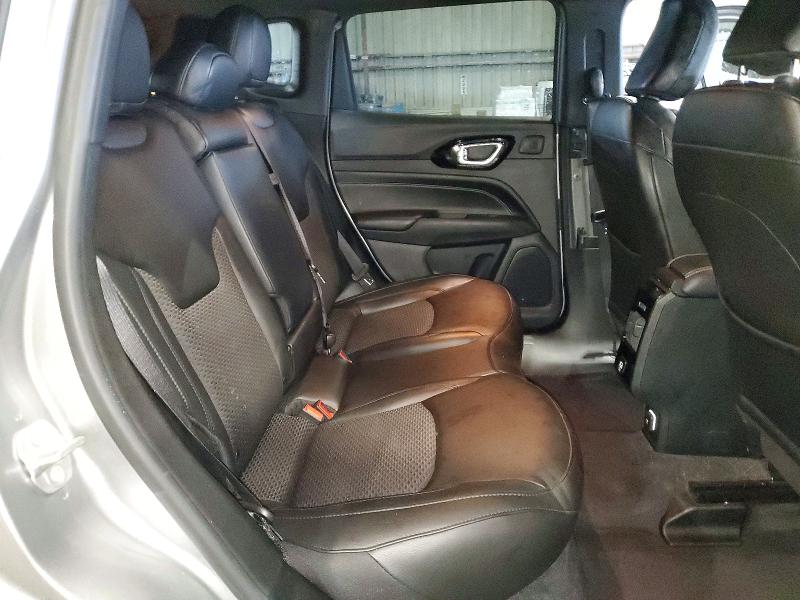 Снимка 11 от търг – 2022 JEEP COMPASS с VIN 3C4NJDBB2NT228617