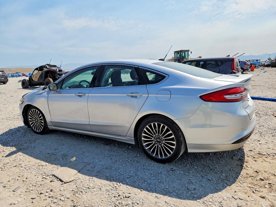 Photo 2 from auction – 2018 FORD FUSION with VIN 3FA6P0RU7JR234588