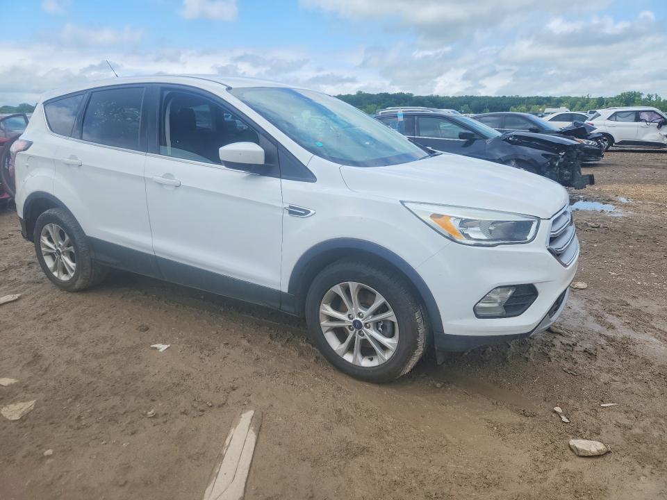 Photo 4 from auction – 2017 FORD ESCAPE with VIN 1FMCU9G98HUB27928