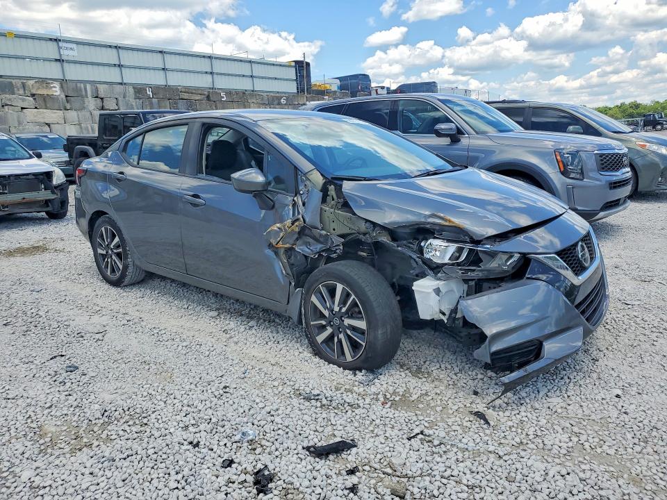 Photo 4 from auction – 2022 NISSAN VERSA with VIN 3N1CN8EV8NL827145
