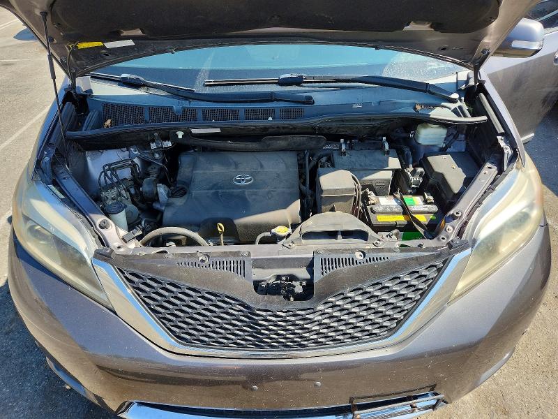 Zdjęcie 12 z aukcji – 2015 TOYOTA SIENNA z VIN 5TDDK3DC4FS123596