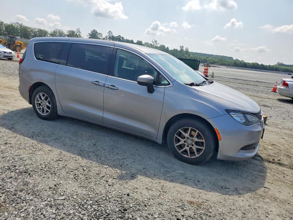 Photo 4 from auction – 2017 CHRYSLER PACIFICA with VIN 2C4RC1DG9HR702900