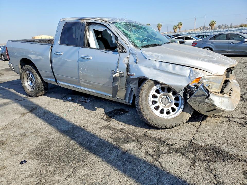 Photo 4 from auction – 2017 RAM 1500 with VIN 1C6RR6GT9HS676583