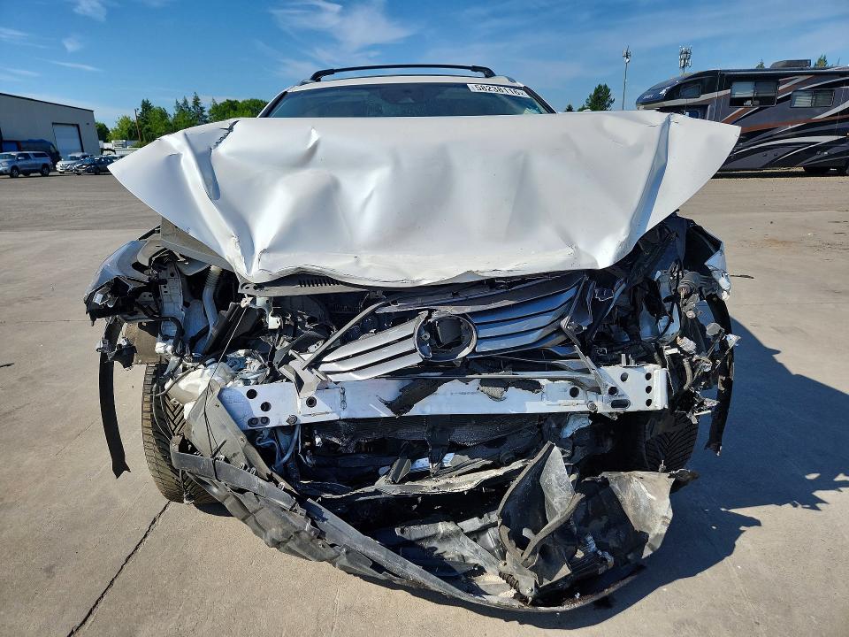 Photo 5 from auction – 2016 LEXUS RX with VIN JTJBZMCA6G2004852
