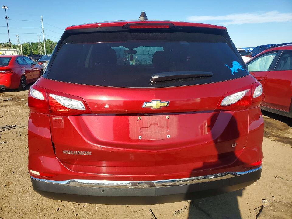 Photo 6 from auction – 2018 CHEVROLET EQUINOX with VIN 2GNAXJEV9J6283315