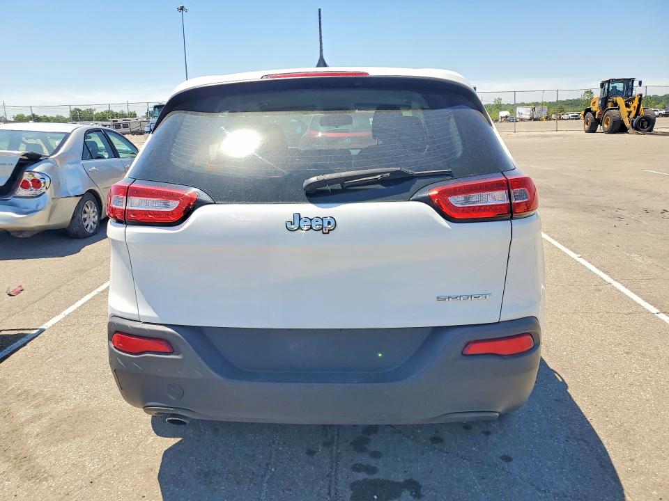 Photo 6 from auction – 2017 JEEP CHEROKEE with VIN 1C4PJLAB9HW507789