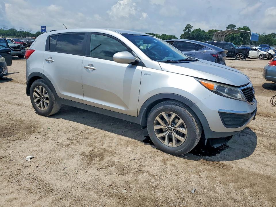 Photo 4 from auction – 2014 KIA SPORTAGE with VIN KNDPBCAC3E7584623