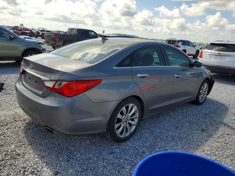 Photo 3 from auction – 2013 HYUNDAI SONATA with VIN 5NPEC4ACXDH694024
