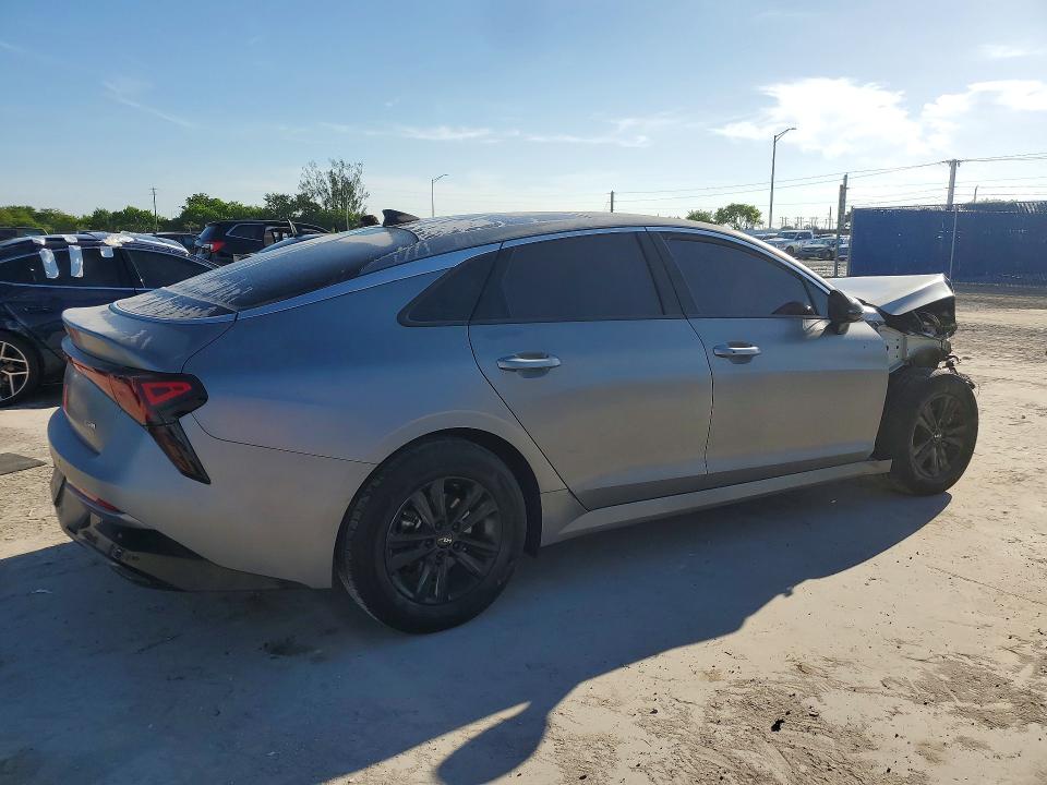 Снимка 3 от търг – 2026 KIA K5 с VIN KNAG64J73T5467739