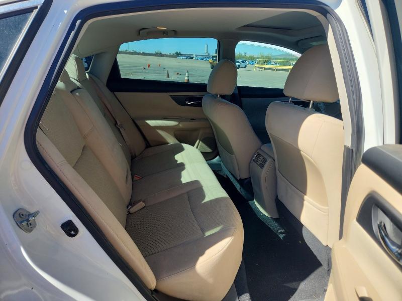 Photo 10 from auction – 2015 NISSAN ALTIMA with VIN 1N4AL3AP3FC126231