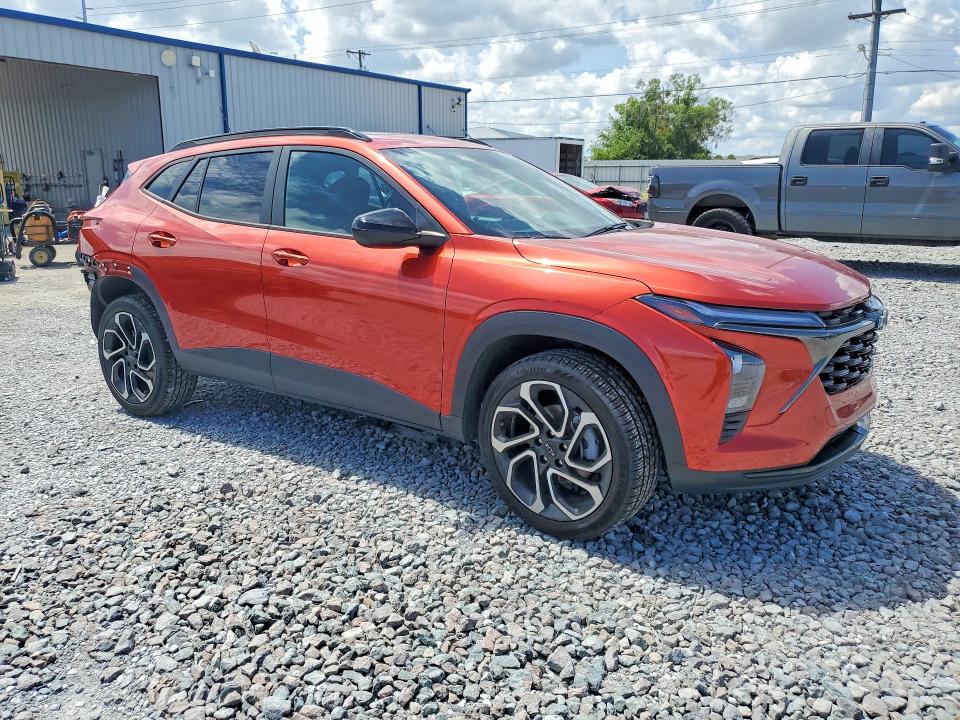 Photo 4 from auction – 2024 CHEVROLET TRAX with VIN KL77LJE25RC100237