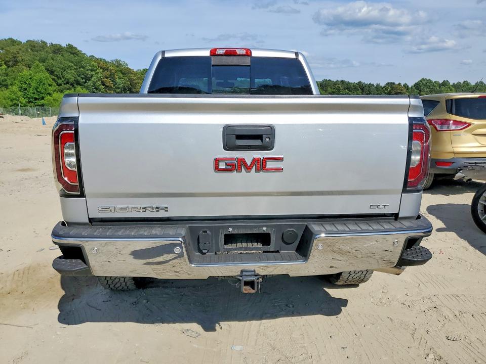 Zdjęcie 6 z aukcji – 2018 GMC SIERRA z VIN 3GTU2NEC5JG605446