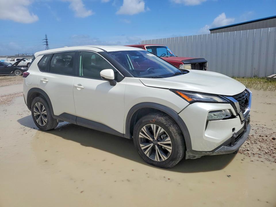 Photo 4 from auction – 2023 NISSAN ROGUE with VIN 5N1BT3BA3PC677197