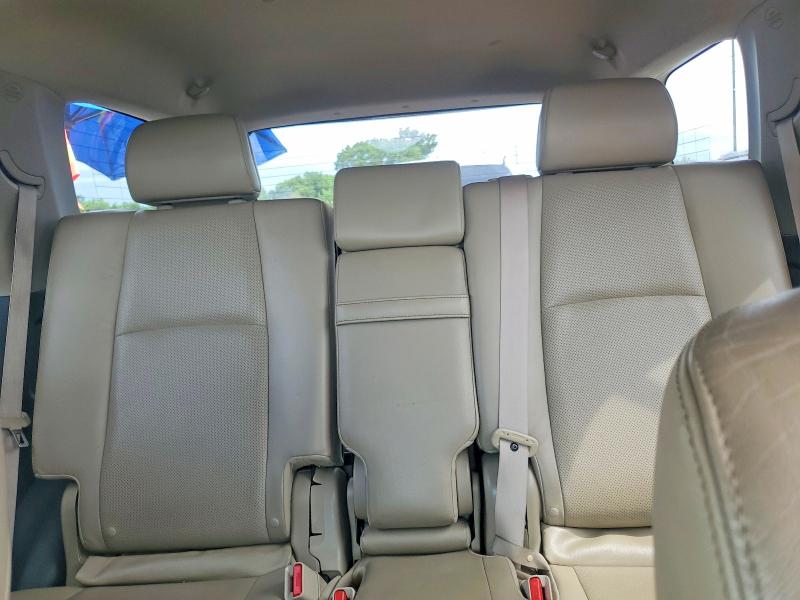 Photo 10 from auction – 2015 TOYOTA 4RUNNER with VIN JTEZU5JR6F5092311