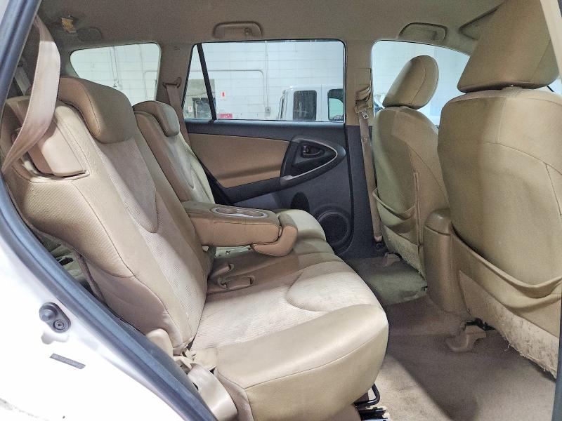Photo 11 from auction – 2010 TOYOTA RAV4 with VIN 2T3JF4DV5AW044623