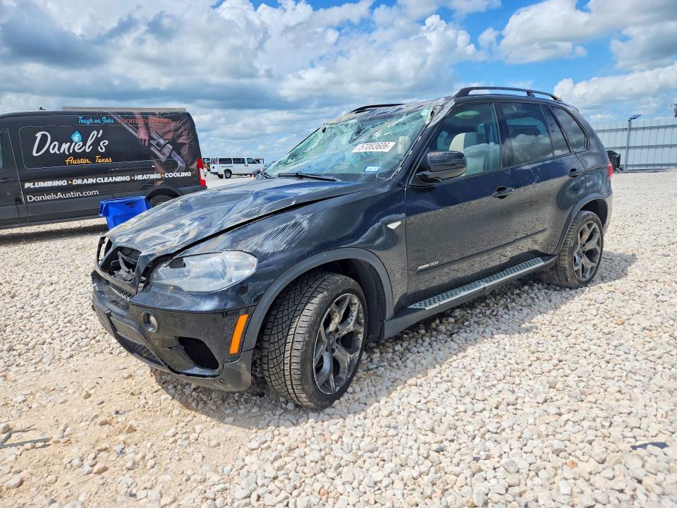 BMW X5 2012 with VIN 5UXZV4C55CL986182 - Photo from auction