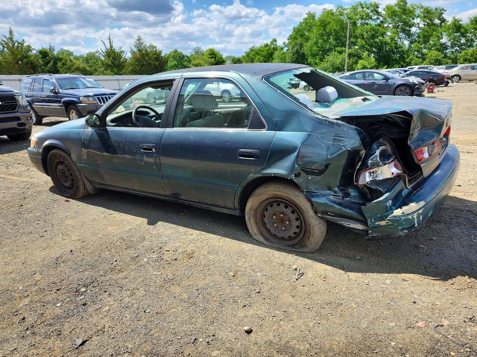 Photo 2 from auction – 1998 TOYOTA CAMRY with VIN JT2BG22K5W0139508