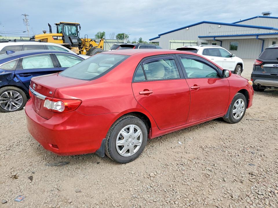 Photo 3 from auction – 2011 TOYOTA COROLLA with VIN 2T1BU4EE3BC672037