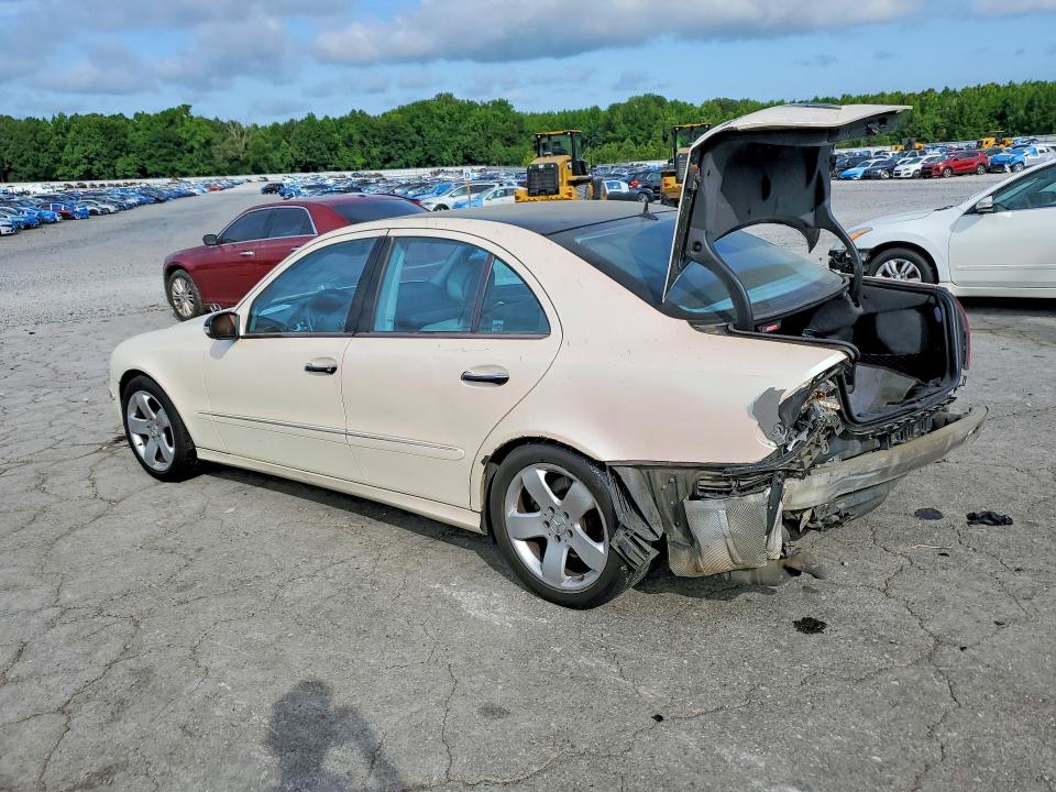 Zdjęcie 2 z aukcji – 2004 MERCEDES-BENZ E z VIN WDBUF70J94A462220