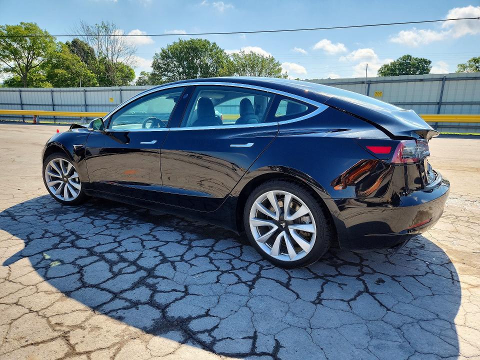 Photo 2 from auction – 2019 TESLA MODEL 3 with VIN 5YJ3E1EA8KF193234