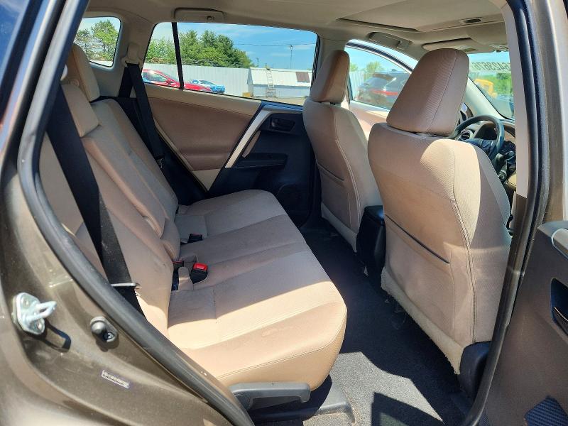 Photo 11 from auction – 2013 TOYOTA RAV4 with VIN 2T3RFREV0DW039008