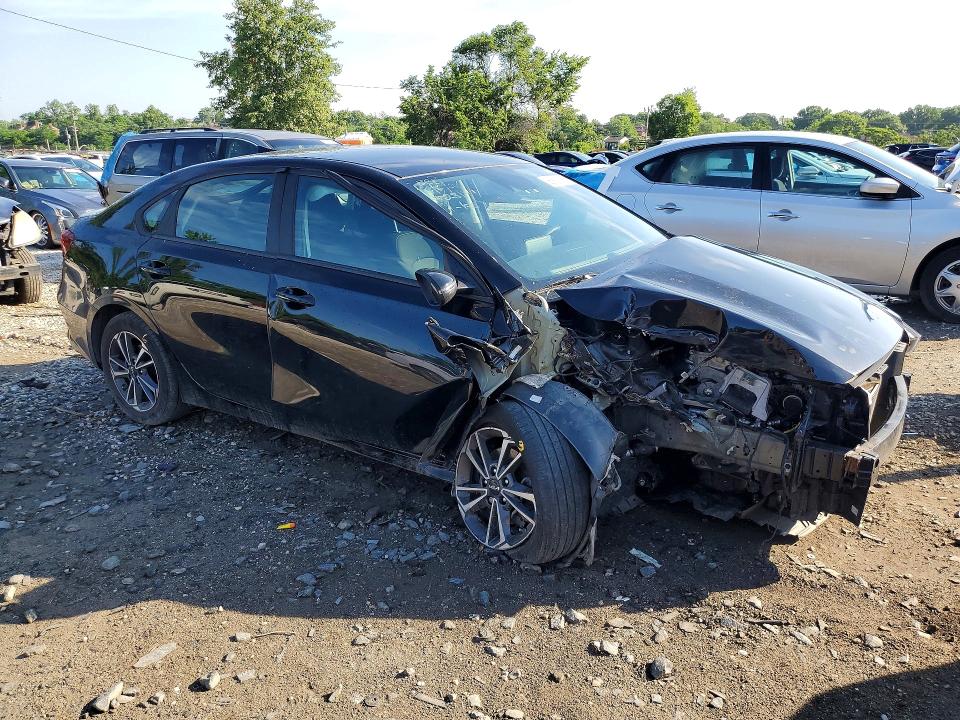Photo 4 from auction – 2023 KIA FORTE with VIN 3KPF24AD2PE688601