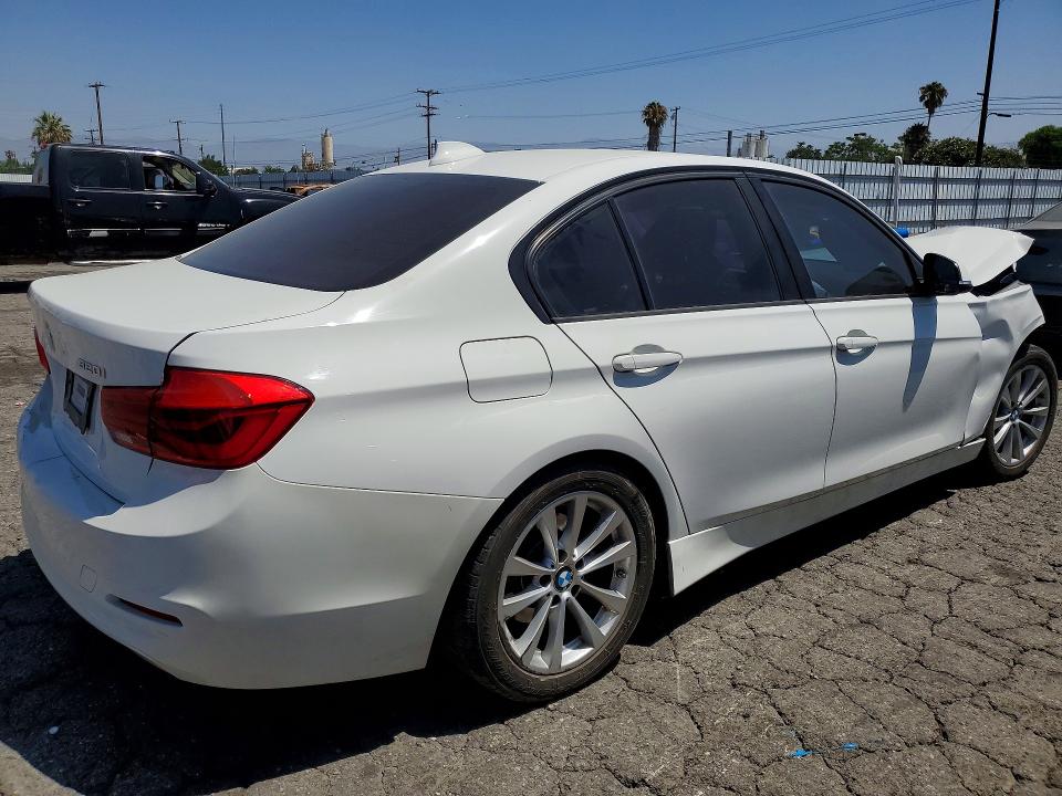 Фото 3 с аукциона – 2016 BMW 320 с VIN WBA8E1G54GNU12203