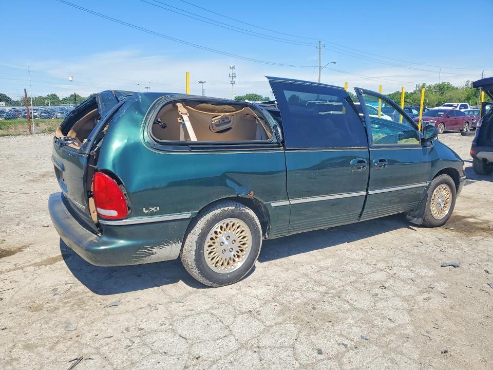 Photo 3 from auction – 1997 CHRYSLER TOWN & COUNTRY with VIN 1C4GP64L4VB412063